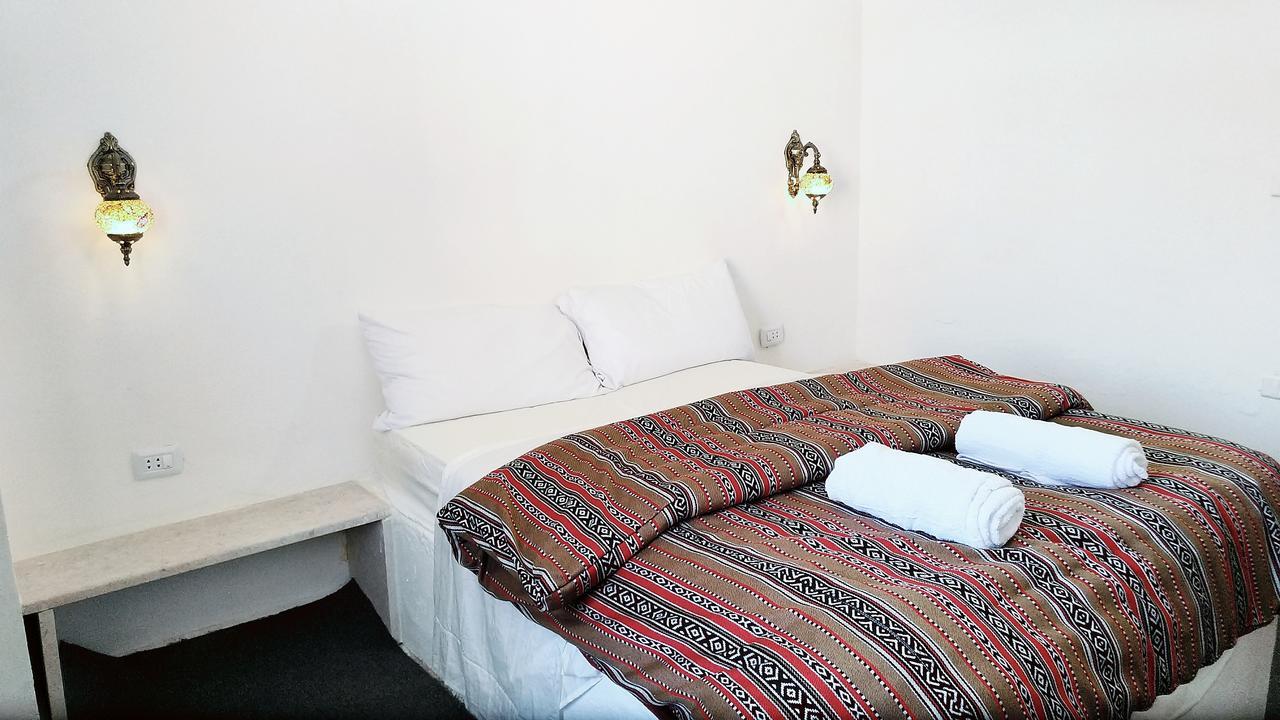 Petra Bedouin Bed And Breakfast 와디무사 외부 사진